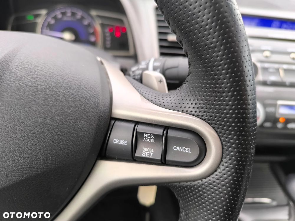 Honda Civic 1.8 Comfort - 23