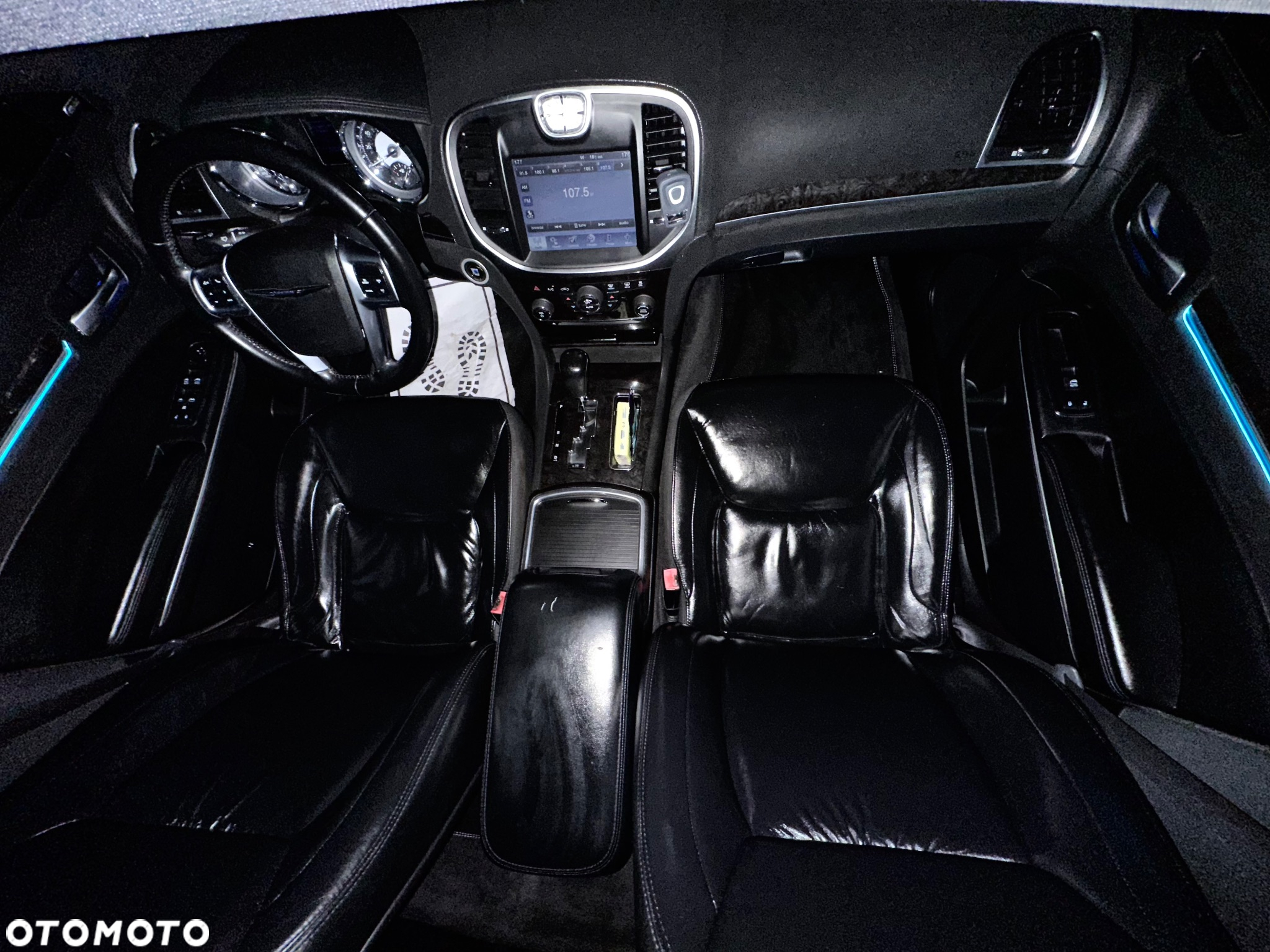 Chrysler 300C 3.5 V6 AWD - 28