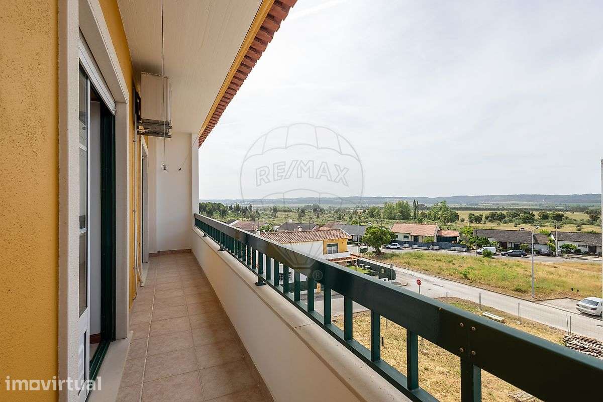 Apartamento T4 para venda - Grande imagem: 3/48