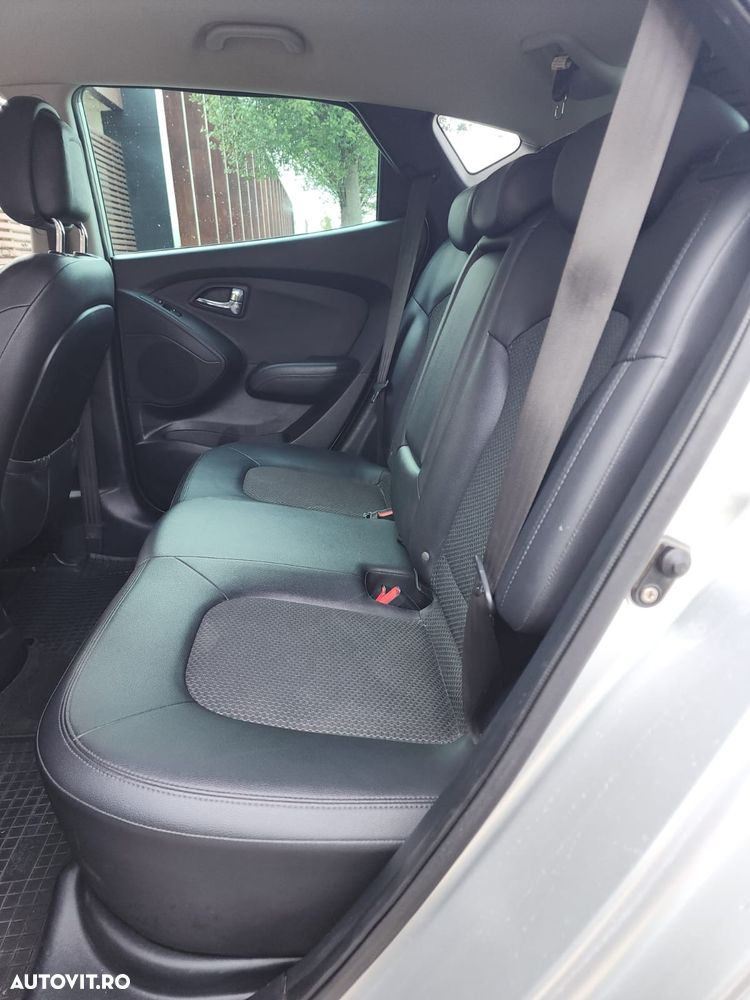 Hyundai ix35 2.0 CRDI High 4WD GLS Aut. Premium+ - 12