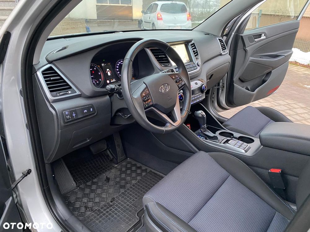 Hyundai Tucson 2.0 CRDi 4WD Automatik Passion - 11