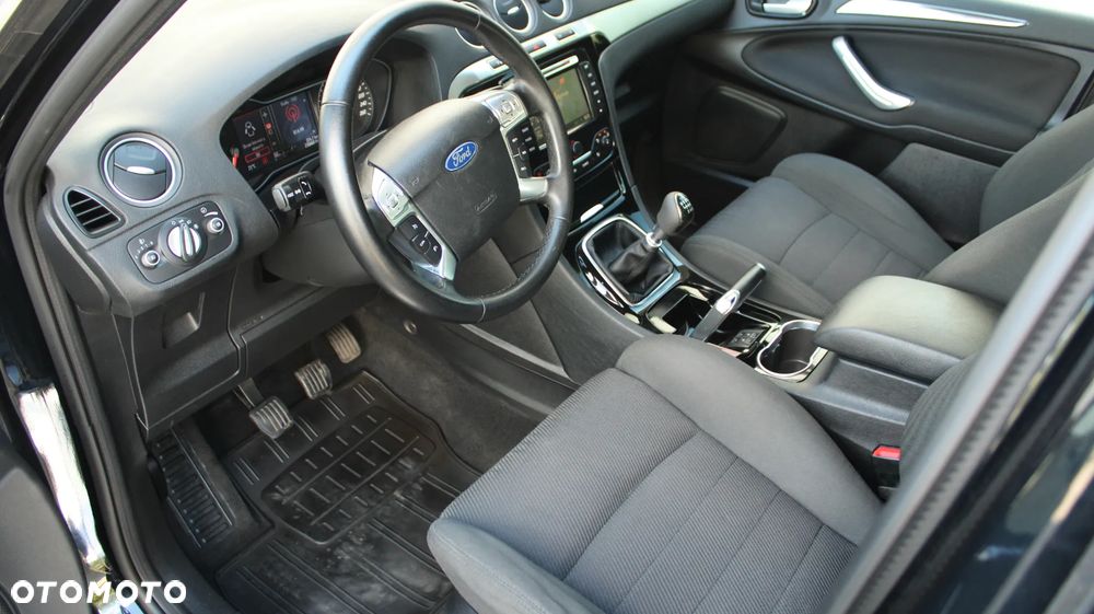 Ford S-Max 2.0 TDCi Titanium - 26