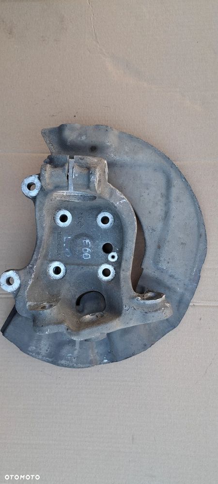 Zwrotnica przód lewa z osłoną BMW E60 E61 - 1