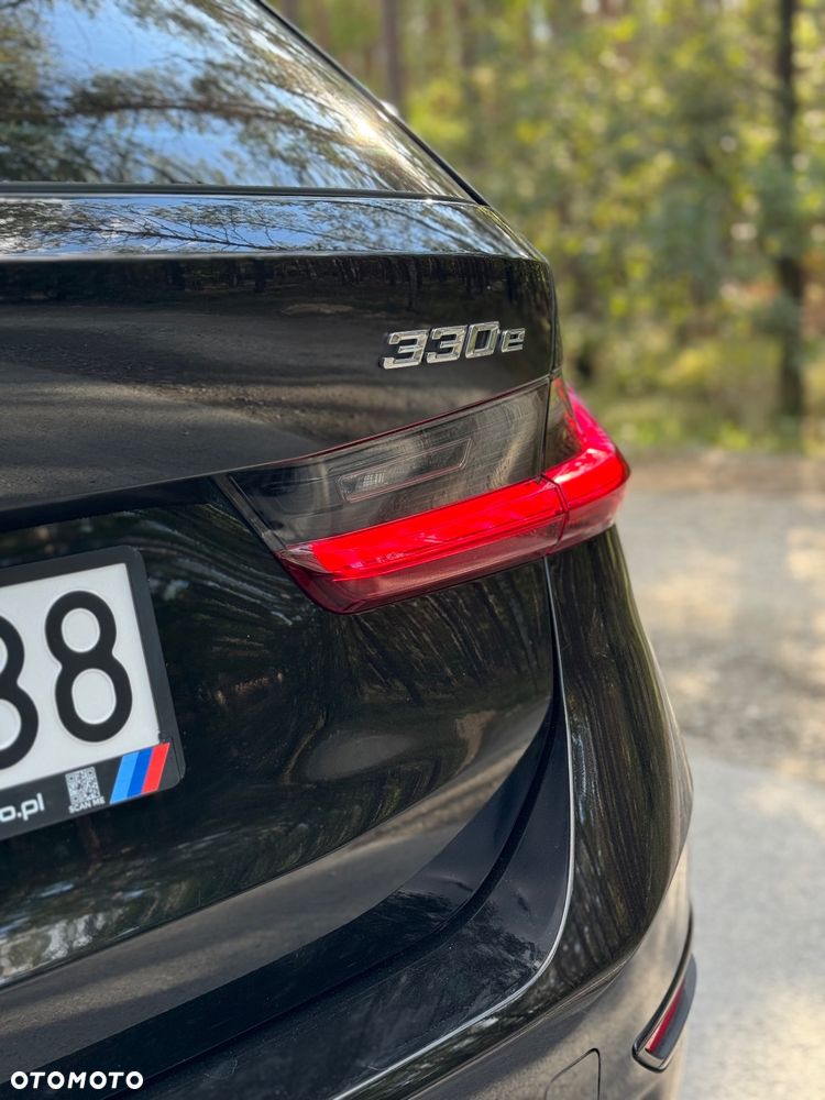 BMW Seria 3 330e Advantage sport - 17