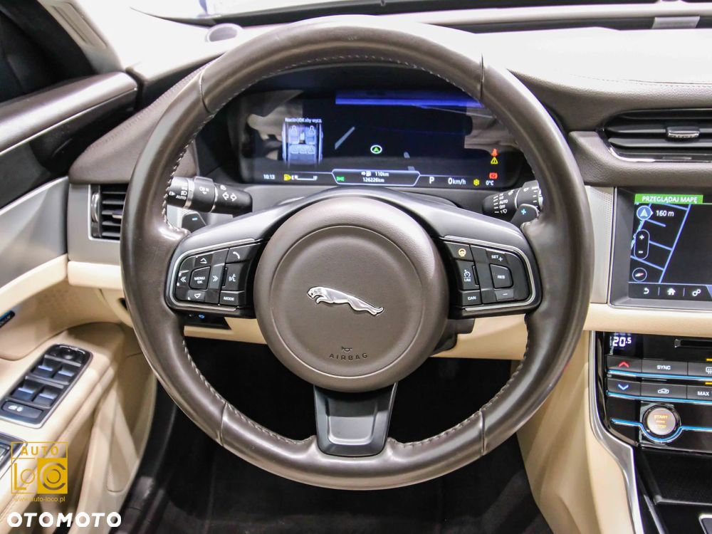 Jaguar XF E-Performance Portfolio - 27