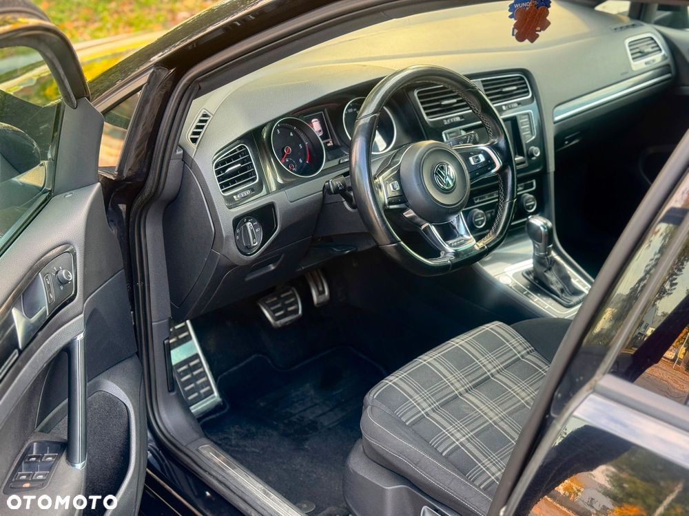 Volkswagen Golf 2.0 TDI BMT GTD DSG - 12