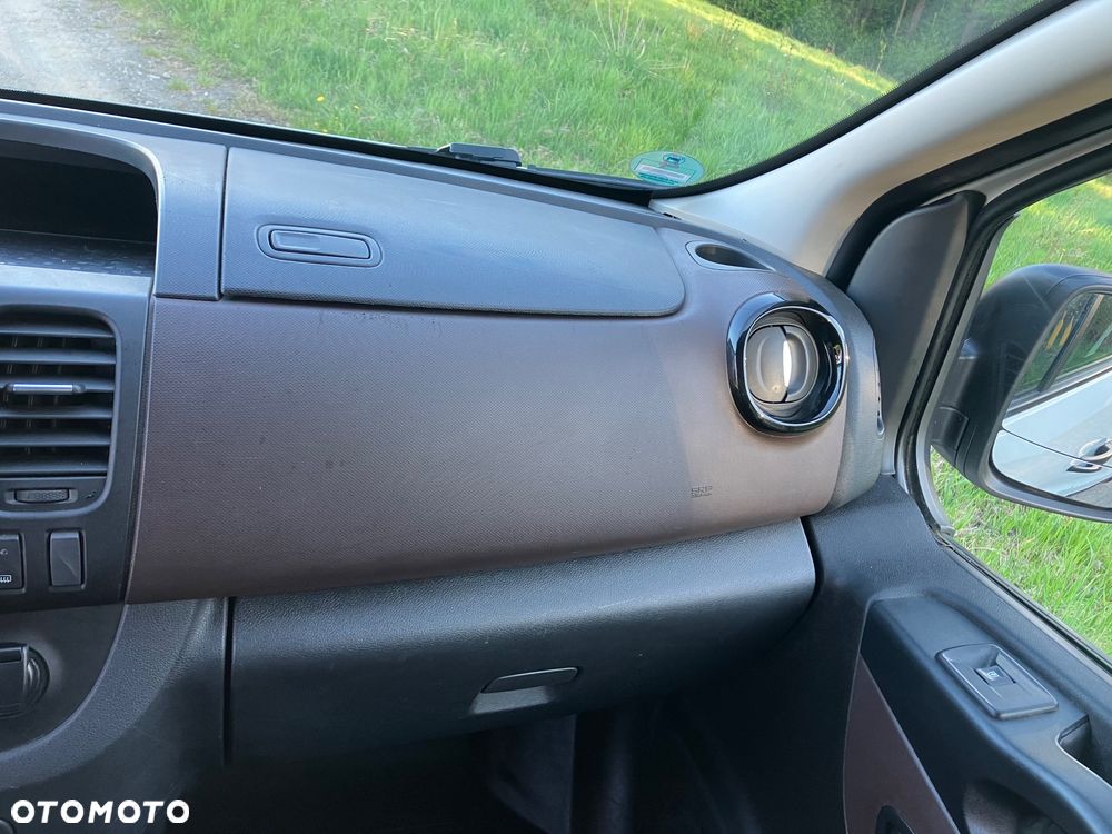 Renault Trafic Vivaro Talento Custom T6 Primastar - 18