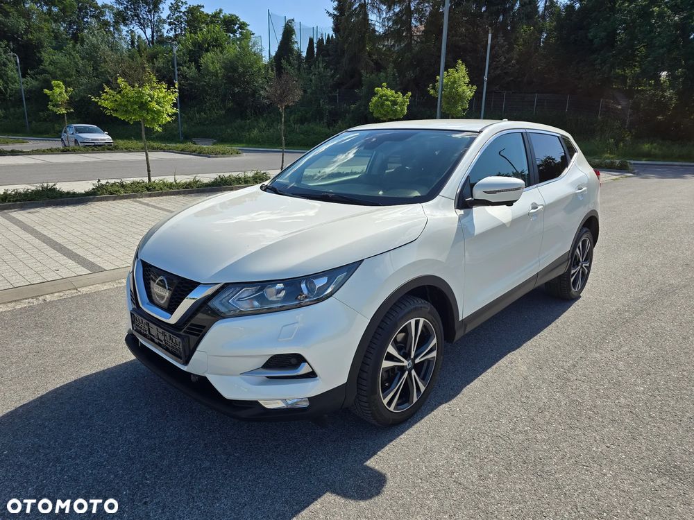 Nissan Qashqai 1.6 dCi 4x4 360 S&S - 24
