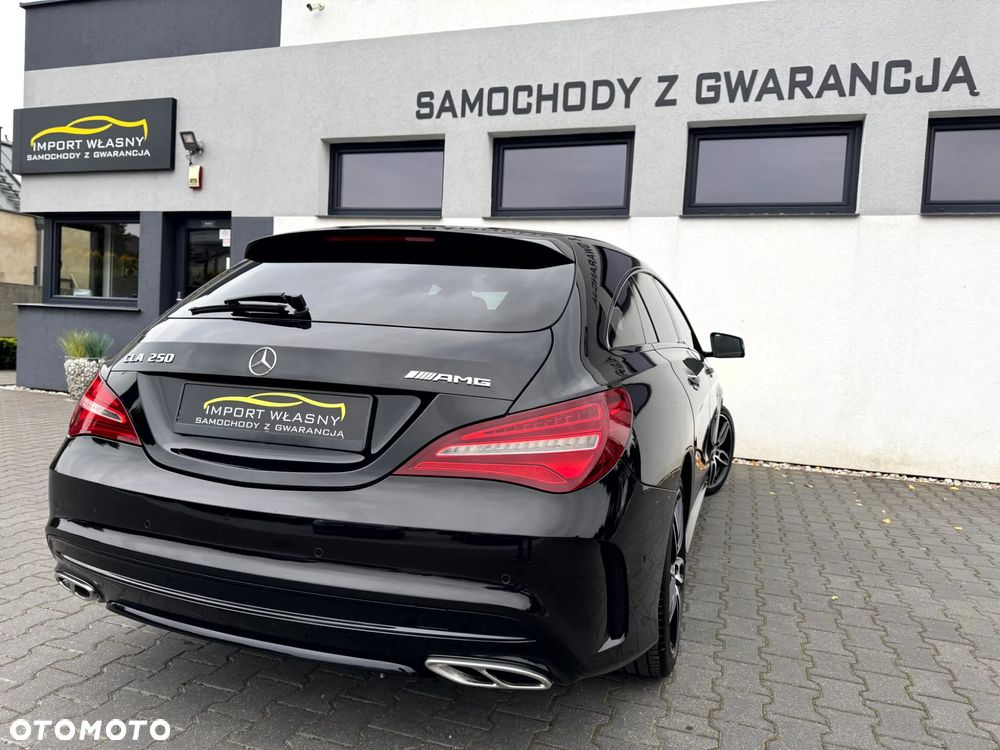 Mercedes-Benz CLA Shooting Brake 250 4Matic 7G-DCT AMG Line - 30