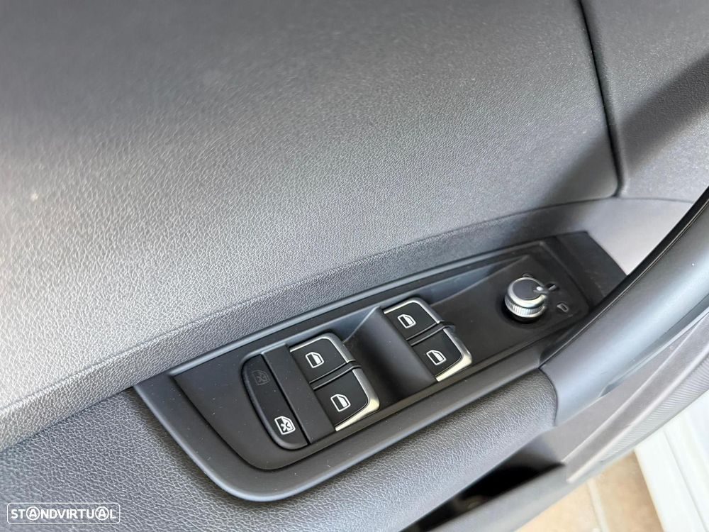 Audi A1 Sportback 1.0 TFSI S-line - 12