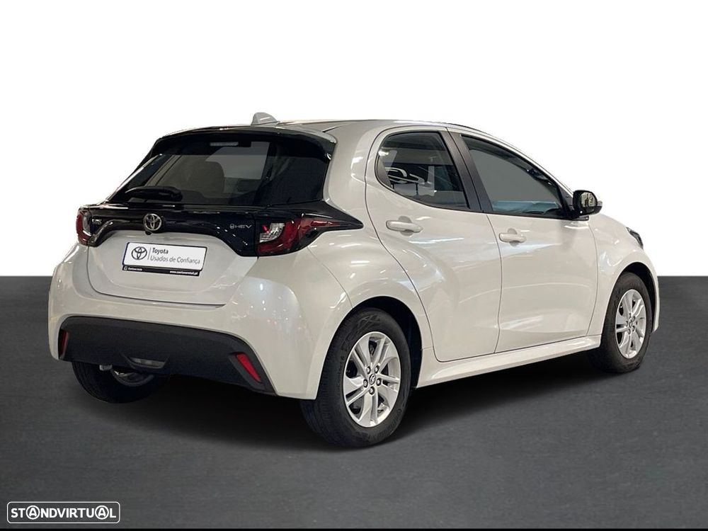 Toyota Yaris - 4