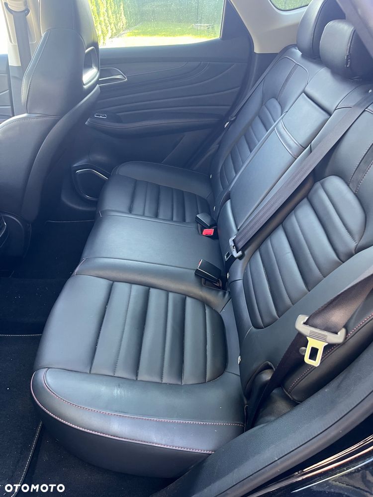 MG HS PHEV Luxury - 17