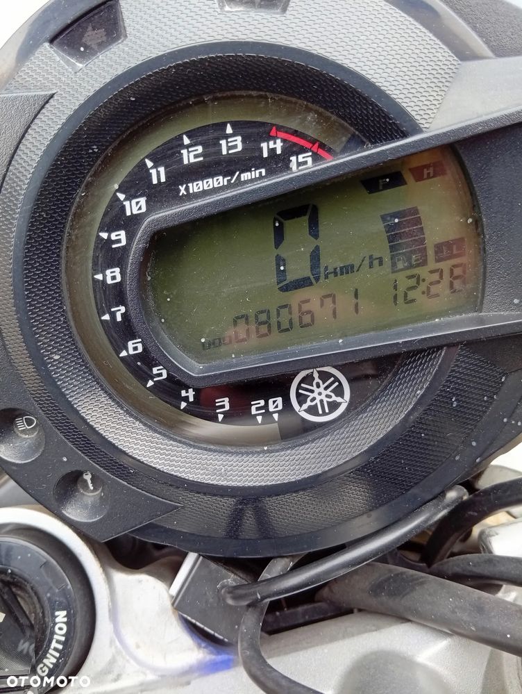 Yamaha FZ6 - 8