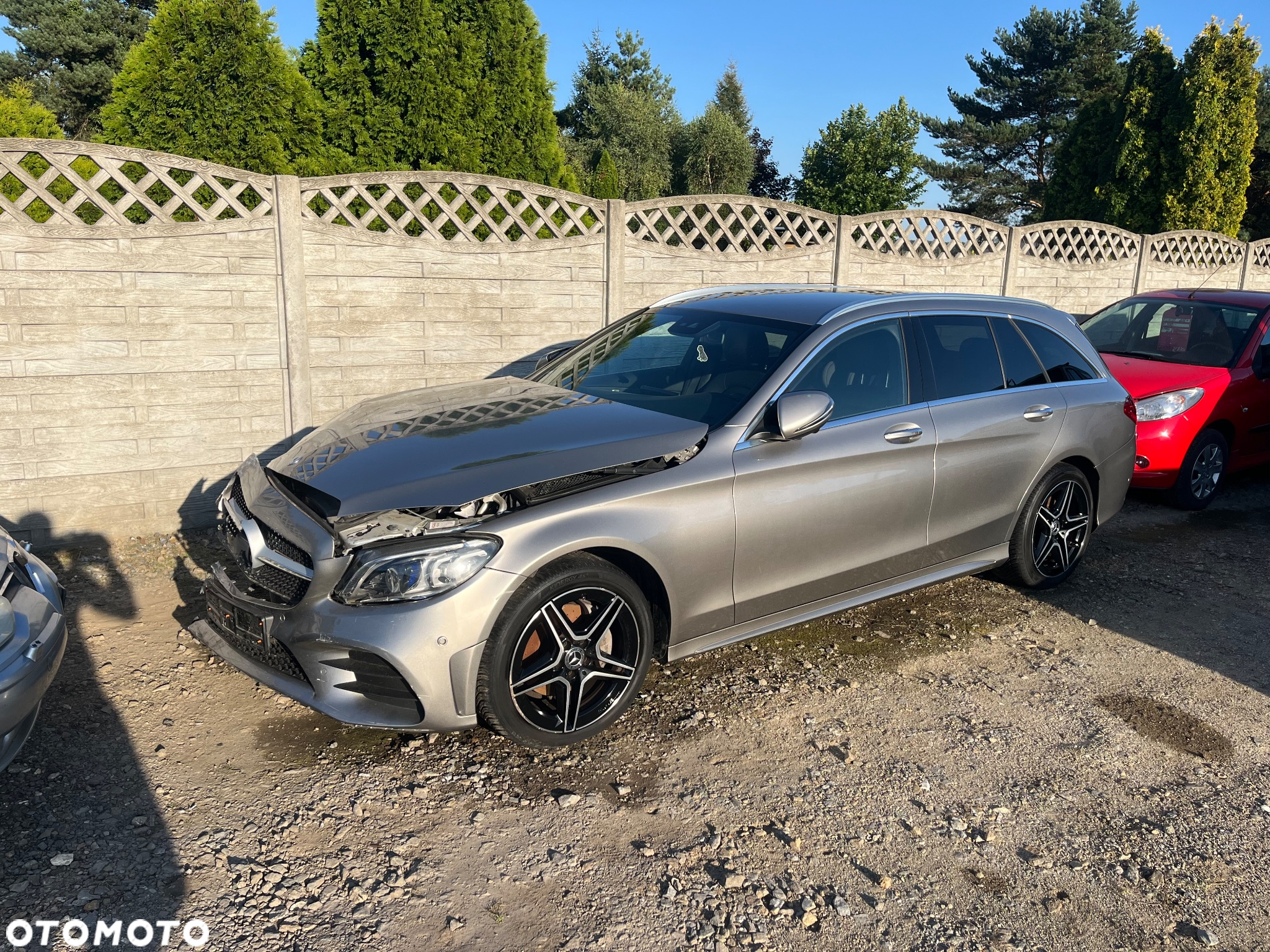 Mercedes-Benz Klasa C 220 d 4Matic T 9G-TRONIC AMG Line - 2