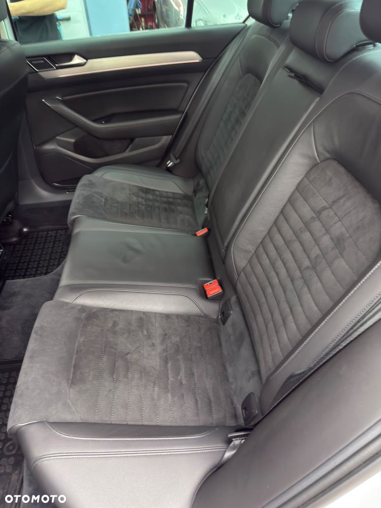 Volkswagen Passat 1.8 TSI BMT Highline DSG - 31