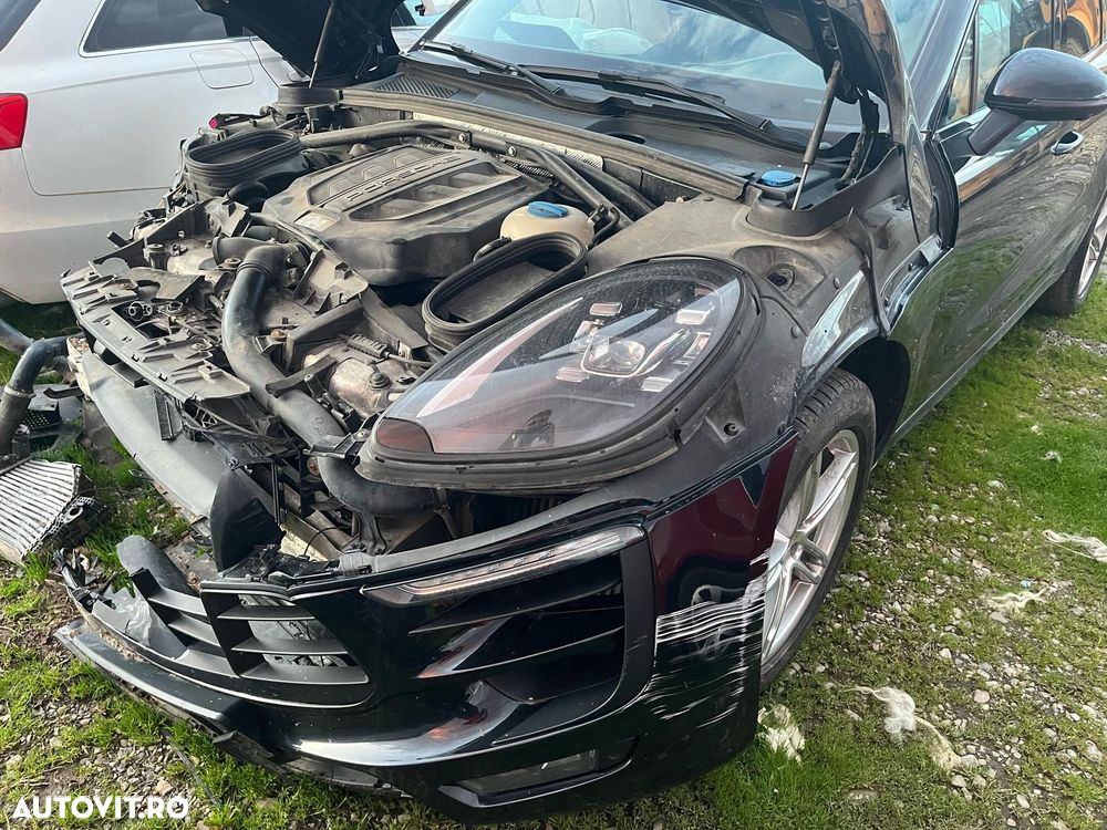 Porsche Macan - 13
