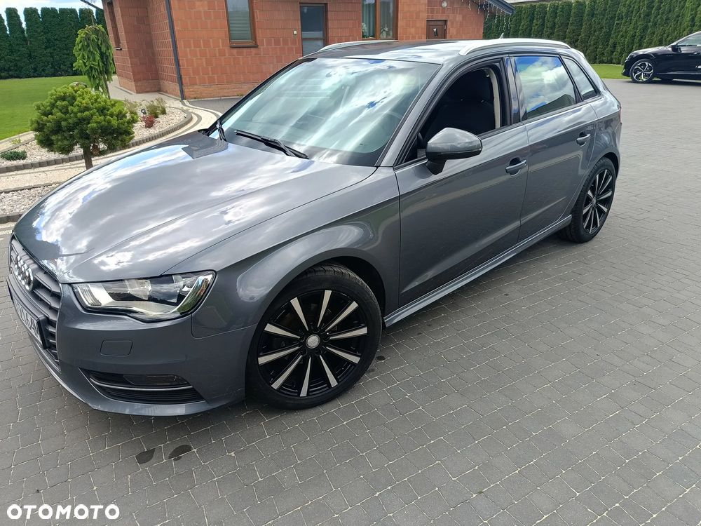 Audi A3 Sportback 1.6 TDI (clean diesel) Attraction - 2