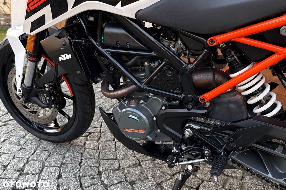 KTM Duke - 21