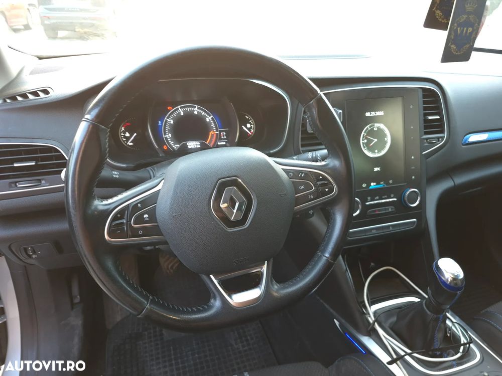 Renault Megane - 7