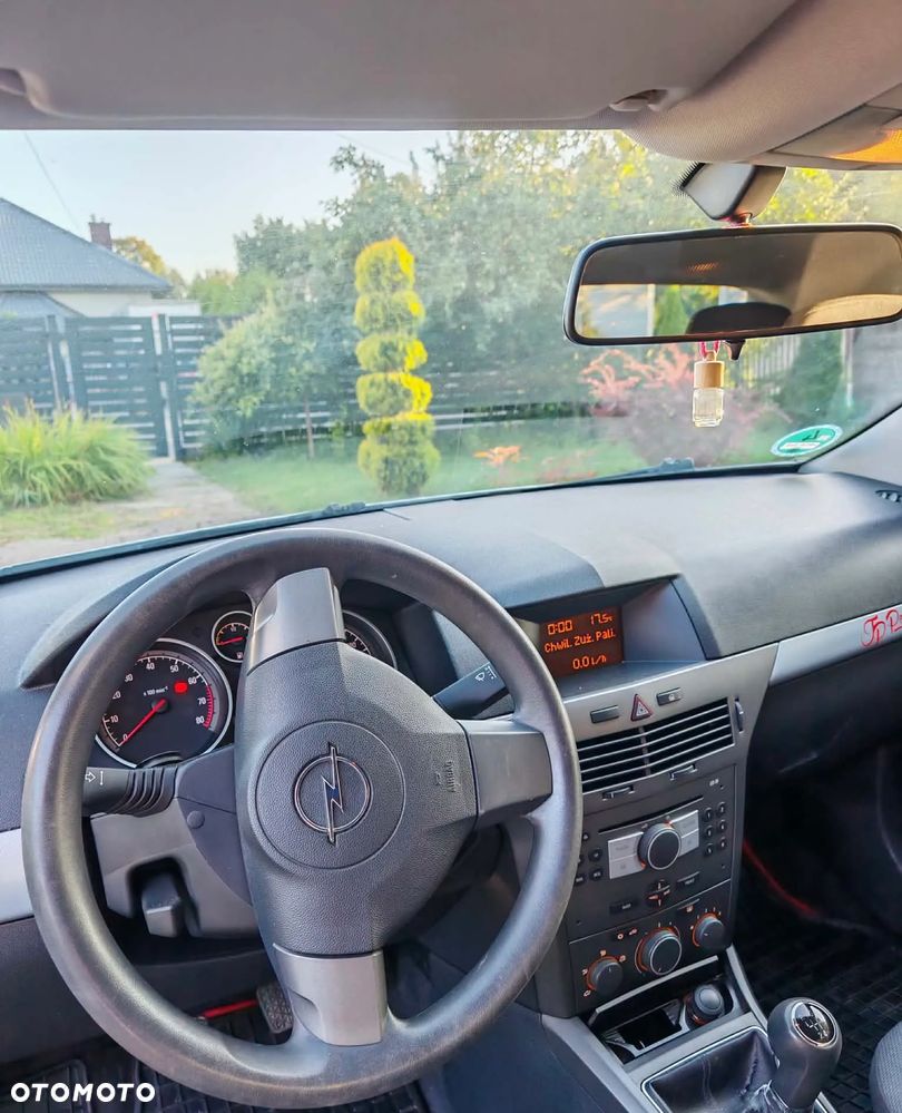Opel Astra 1.4 - 10