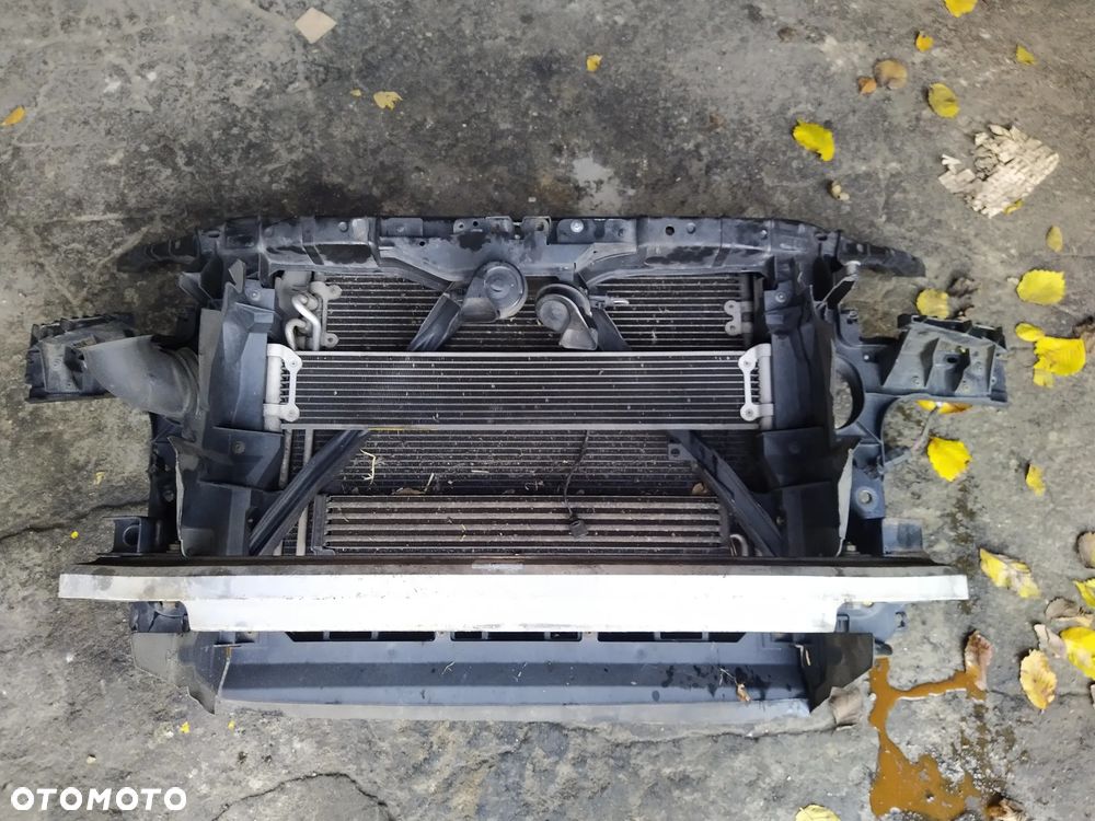 Przednie wzmocnienie audi Q7 4L0 06-10r 3.0 tdi