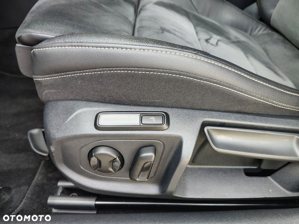 Volkswagen Arteon 2.0 TSI Elegance DSG - 27