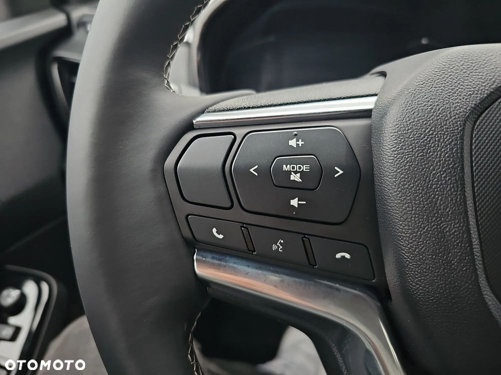 Isuzu D-Max 1.9 DC LSX - 11