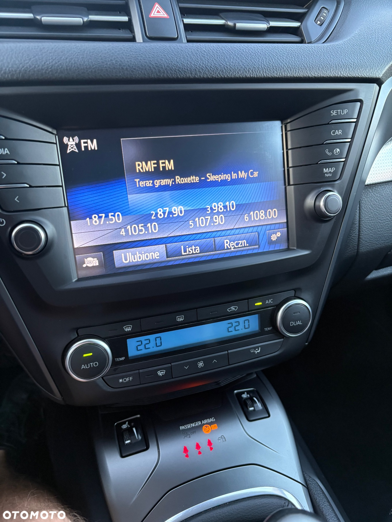 Toyota Avensis 1.8 Premium - 8