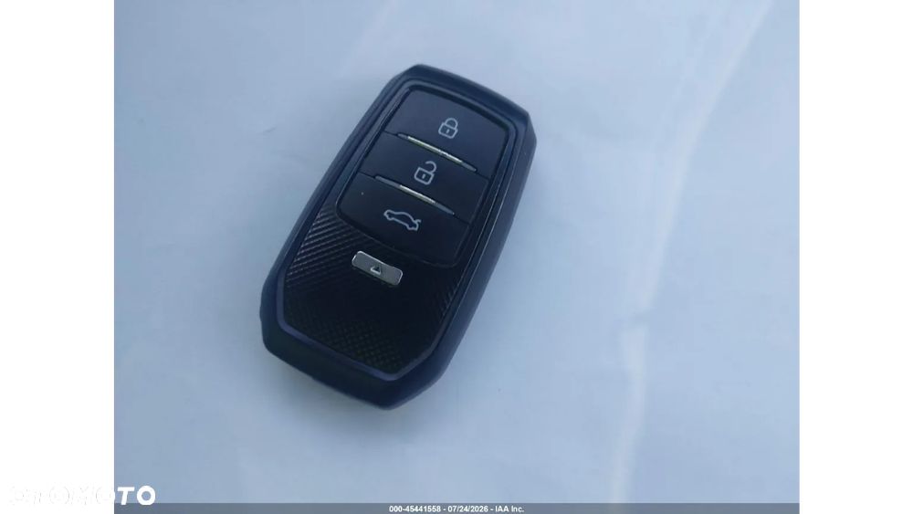 Lexus IS - 14