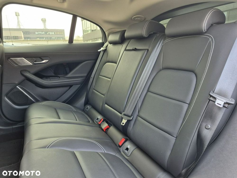 Jaguar I-Pace EV400 AWD SE - 24