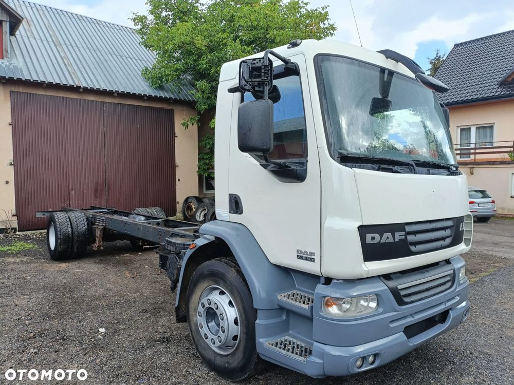 DAF LF 55.300 DMC 18 ton Ład. 11 ton Blokada mostu Klima Skrzynia 8 - 4