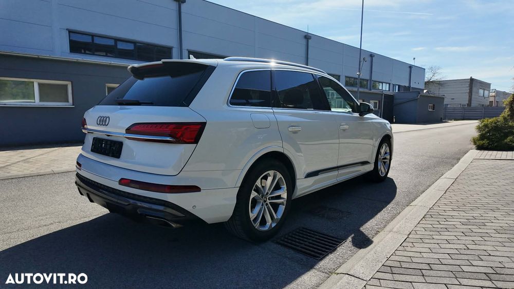 Audi Q7 55 TFSI quattro Tiptronic S line - 8