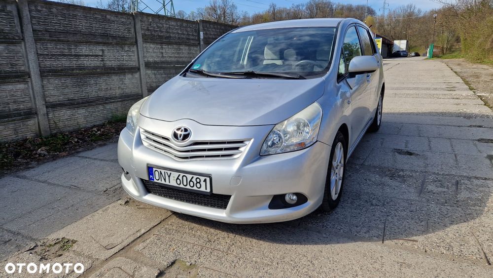 Toyota Verso 2.0 D-4D Executive - 3