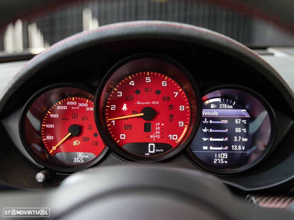 Porsche 718 Spyder - 44