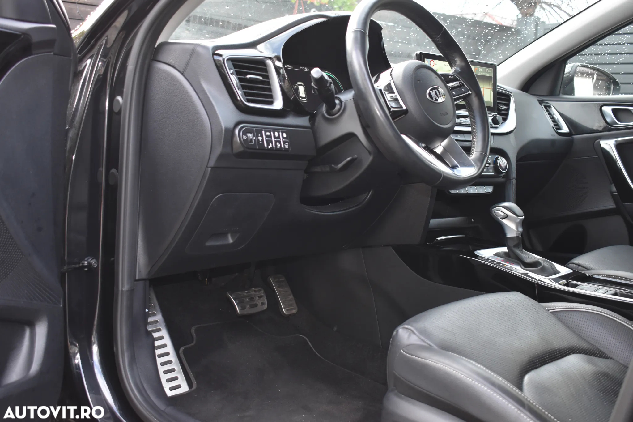 Kia Ceed SW 1.6 GDI DCT OPF Plug-in-Hybrid Platinum Edition - 27