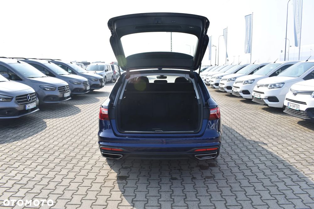 Audi A4 Avant 35 TDI mHEV S tronic - 12