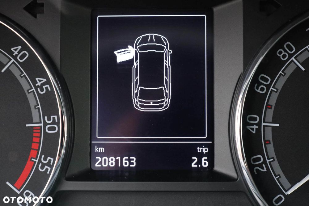 Skoda Octavia 2.0 TDI Ambition DSG - 16
