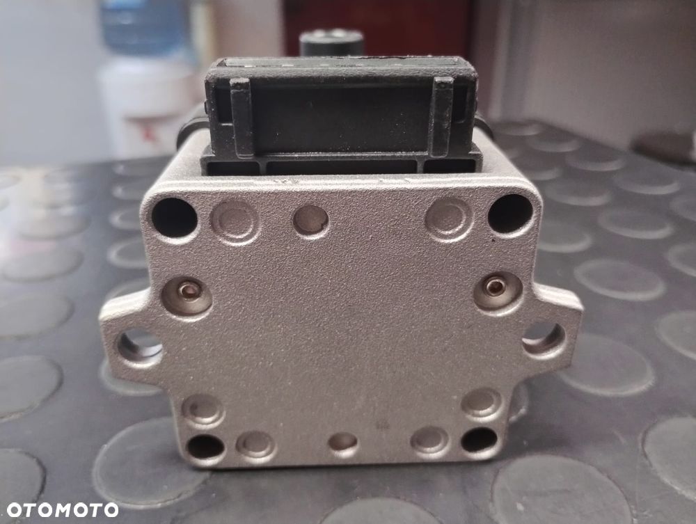 cewka zapłonowa z modułem 6 pinów nr OE 701905104A - 5