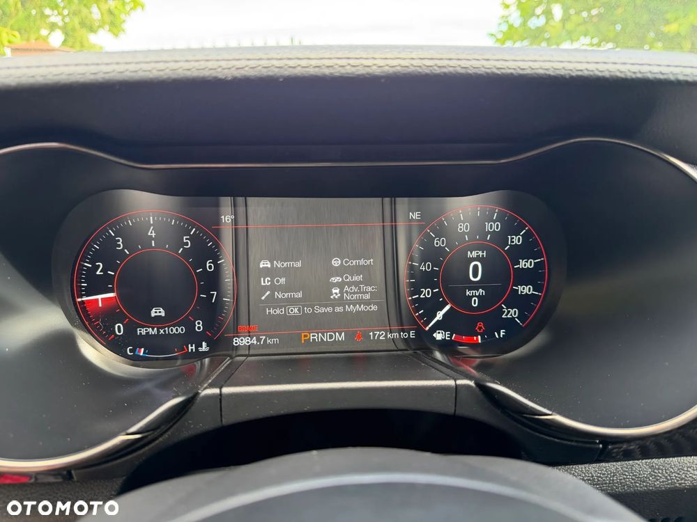 Ford Mustang - 36
