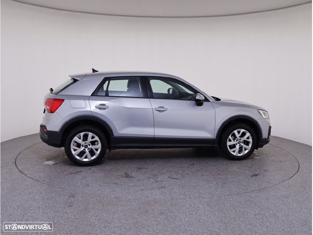 Audi Q2 30 TFSI - 12