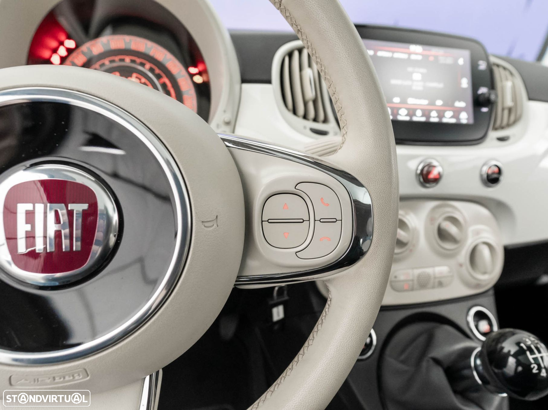 Fiat 500 1.0 Hybrid Lounge - 23