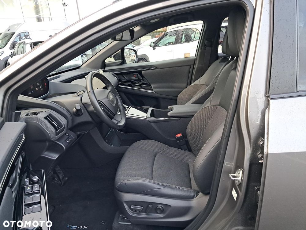 Toyota bZ4X 71.4kWh 4x4 Prestige - 10