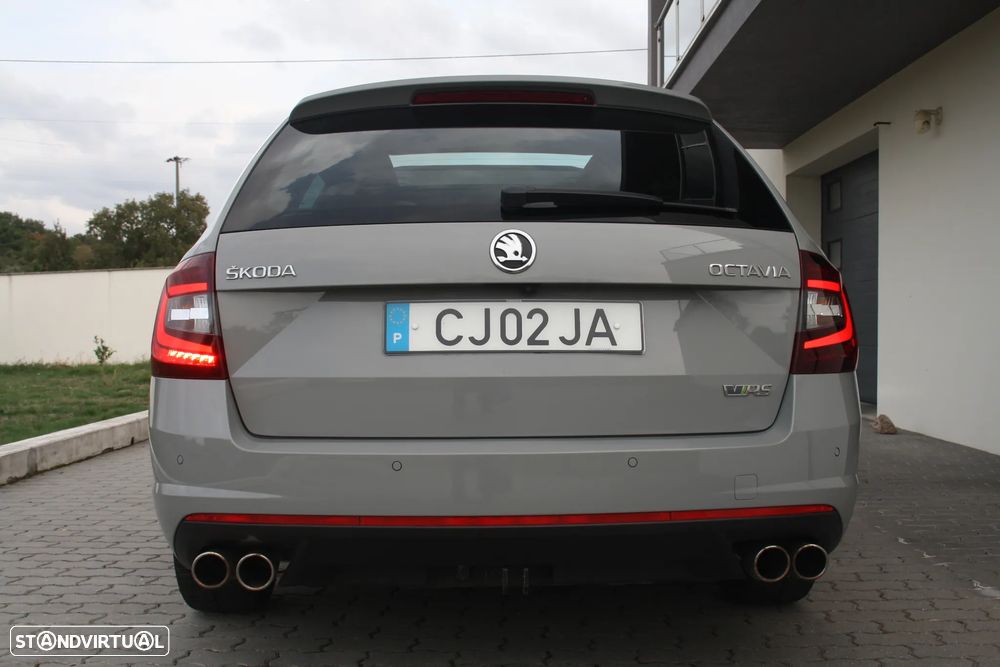 Skoda Octavia Break 2.0 TDI DSG RS - 19