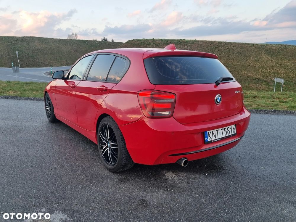 BMW Seria 1 118d Sport Line - 5