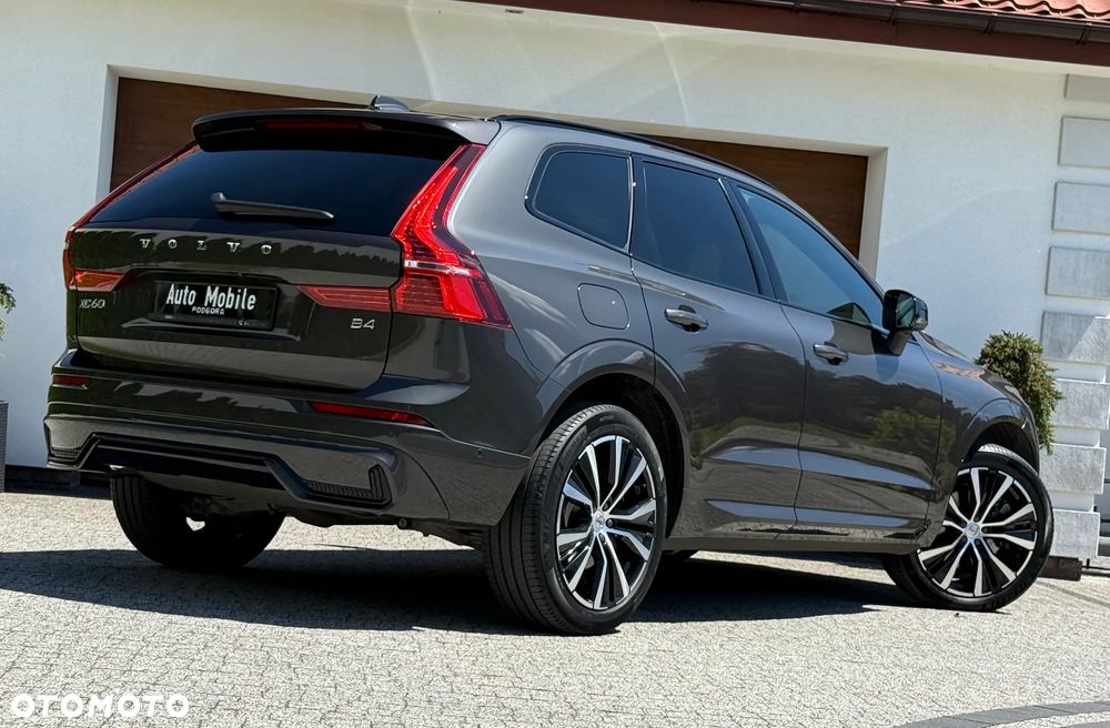 Volvo XC 60 B4 D Plus Dark - 6