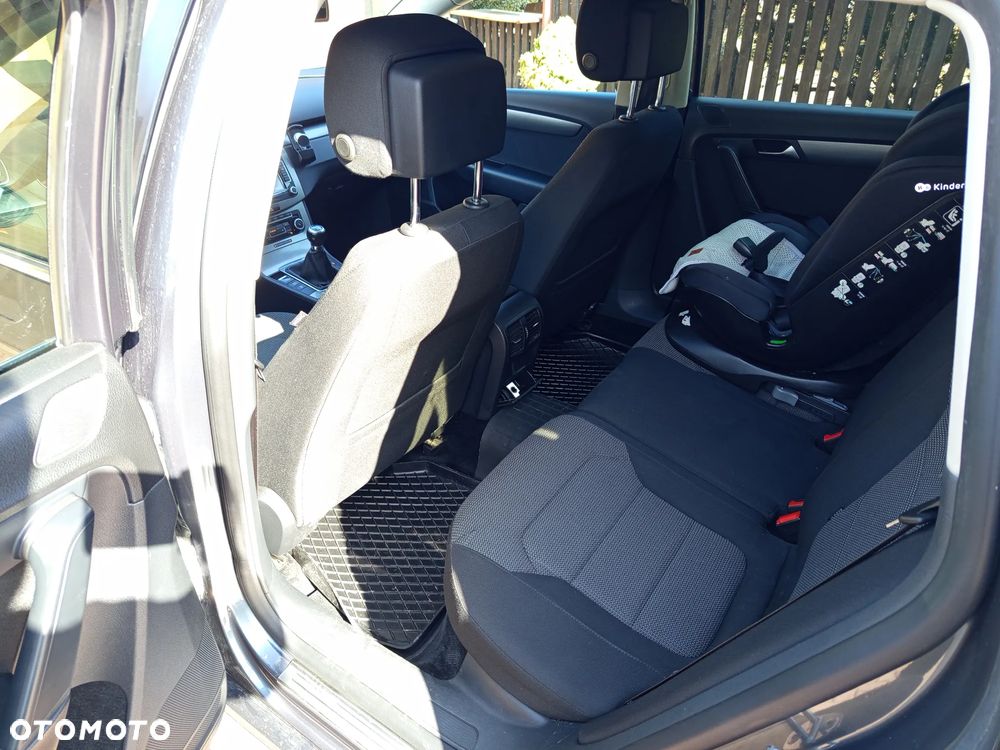 Volkswagen Passat 2.0 TDI Trendline - 7