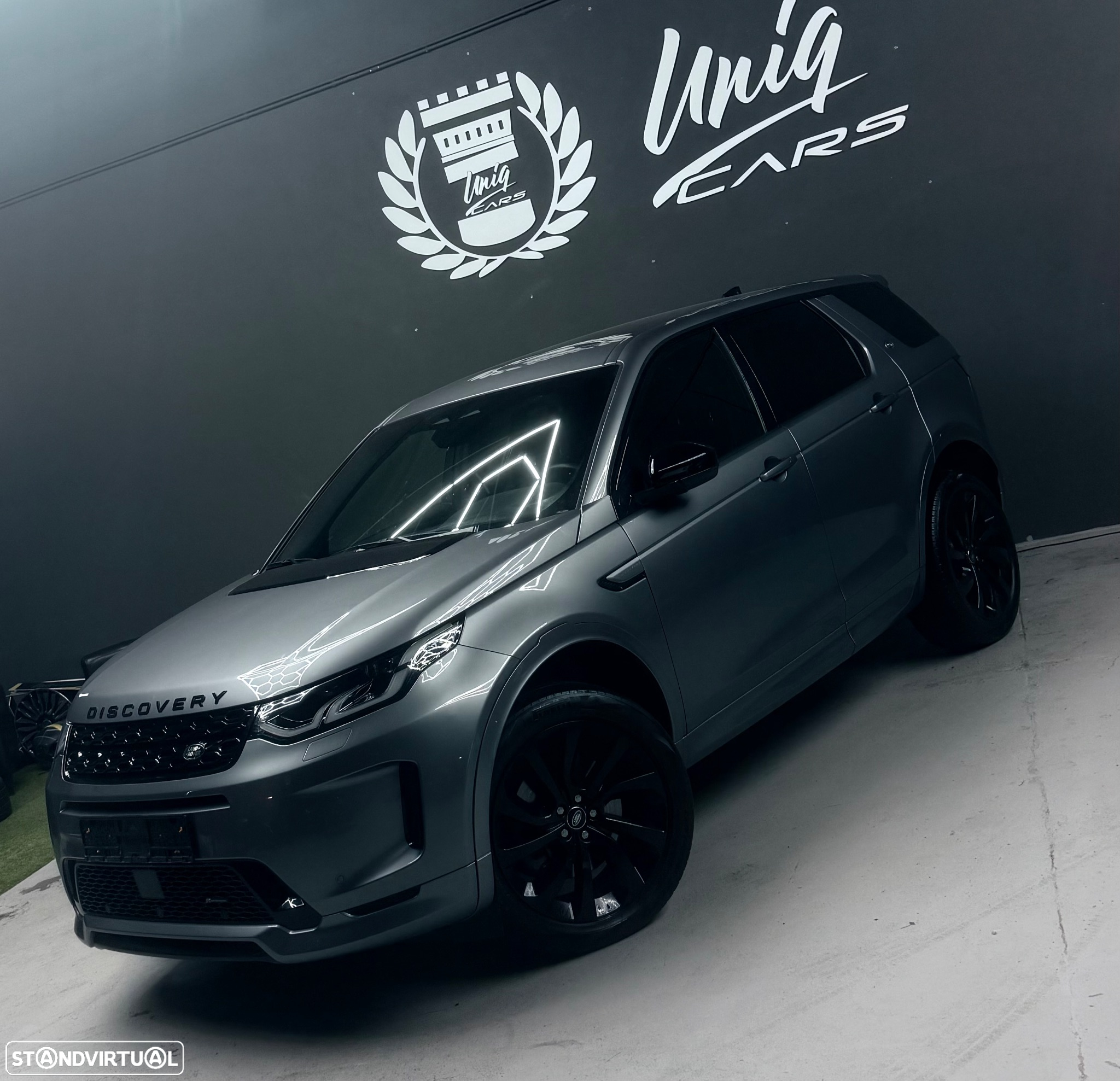 Land Rover Discovery Sport 2.0 D AWD R-Dynamic HSE - 3