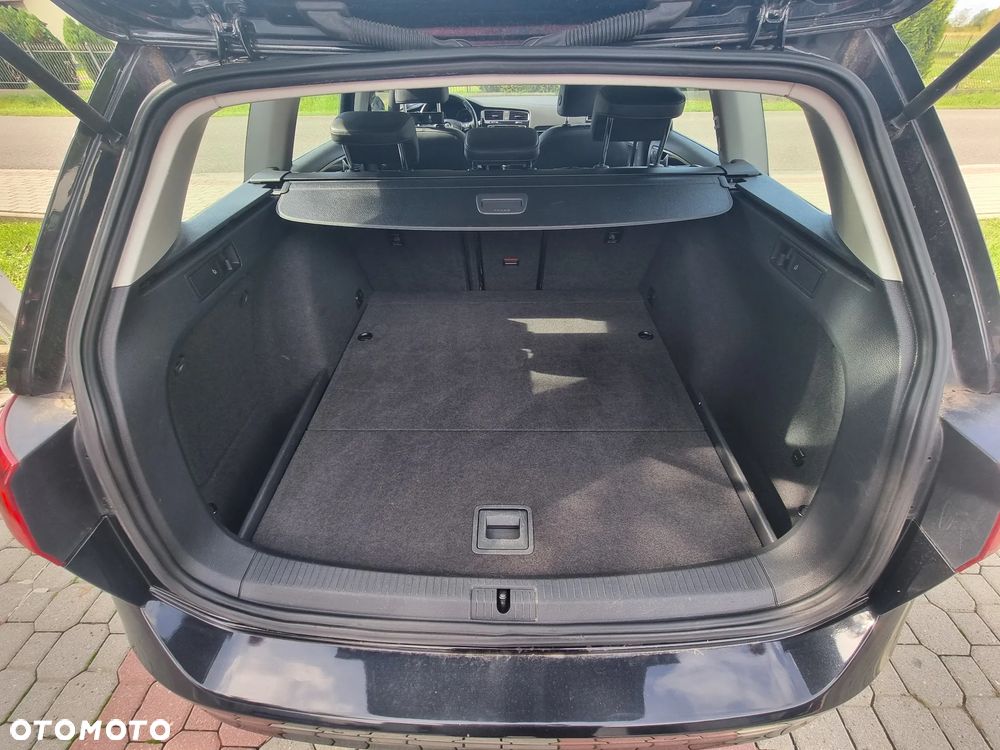 Volkswagen Golf 2.0 BlueTDI Highline - 33