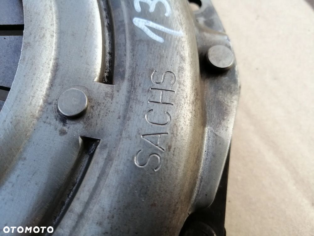 Audi Seat Skoda Volkswagen 1.9 TDi kod silnika BKD koło dwumasowe sprzęgło komplet Sachs - 4