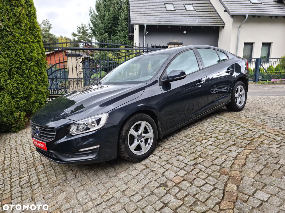 Volvo S60 D3 Momentum - 28